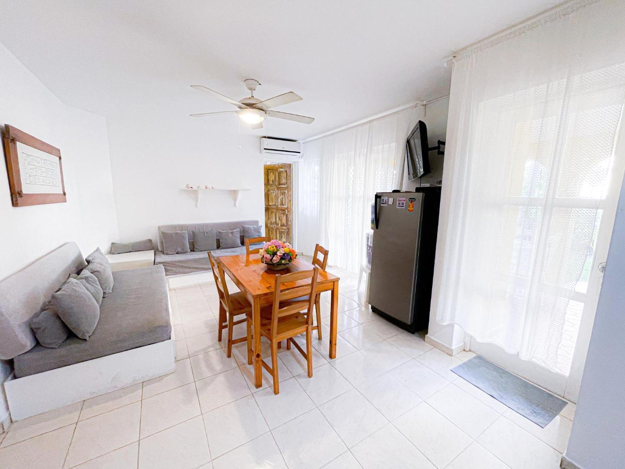 Sunny Seascape Villas & Aparts Hotel Wifi Bbq Los Corales Bavaro Beach Club & Spa Punta Cana Exterior foto